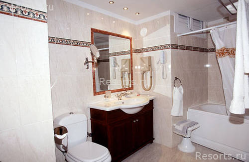 Villa Renos Hotel 3
